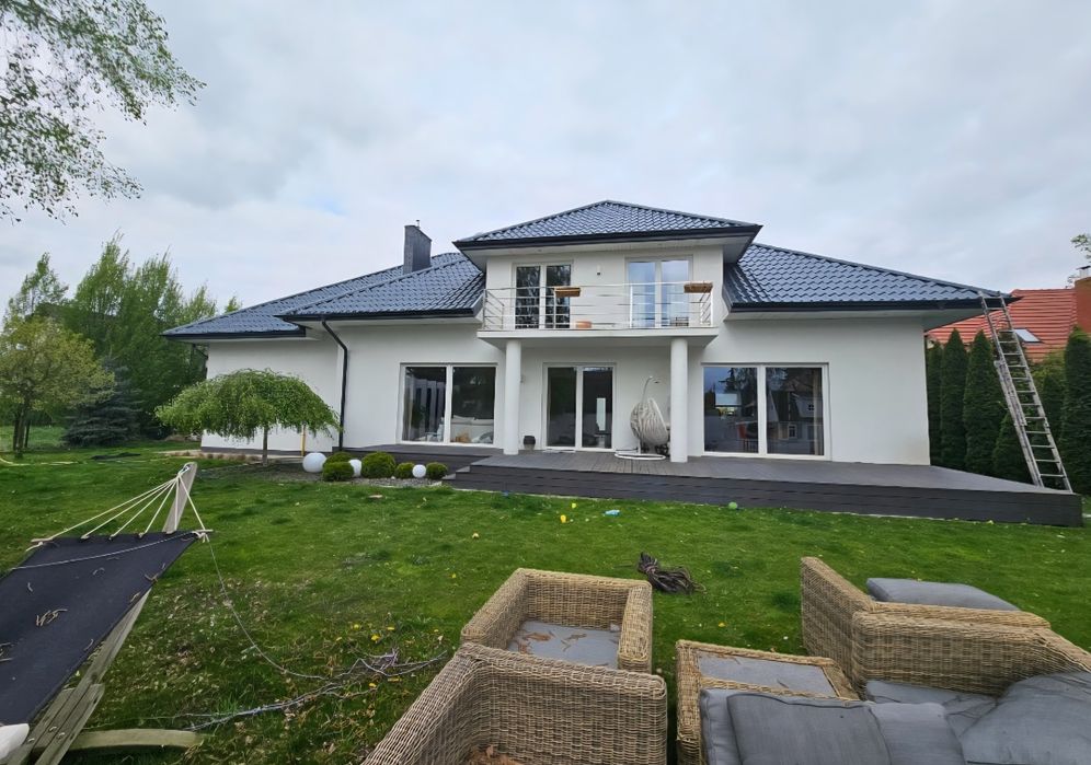 Malowanii dachow Papa Pogotowie dekarskie Dekarz naprawy ,przecieki ry