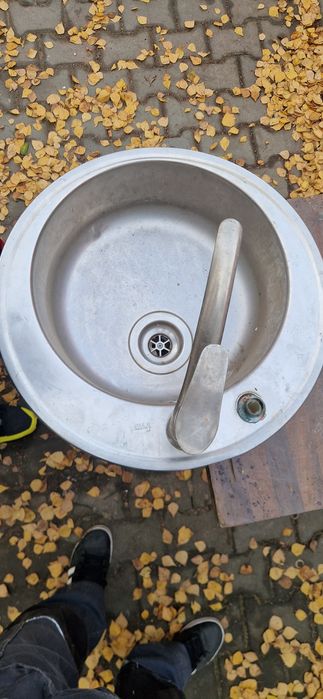 Zlew okrągły z baterią i syfonem 50cm