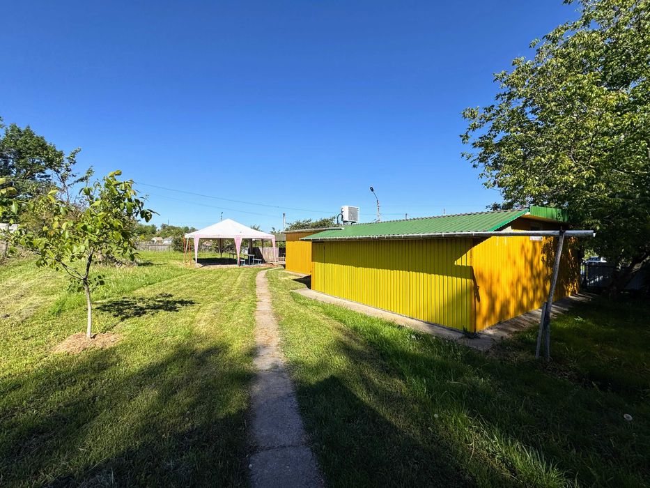 Комерція 82 м2 + ділянка 8сот на головній вулиці м.Монастирище