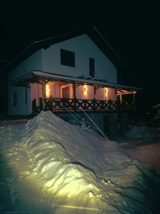 Котедж " РІКА" ,Чан-джакузі,Волосянка(Славське)