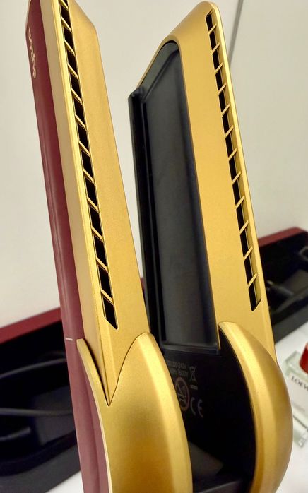 Dyson Airstrait Red Velvet/Gold
