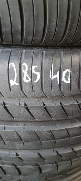 Pneus  285/40/19