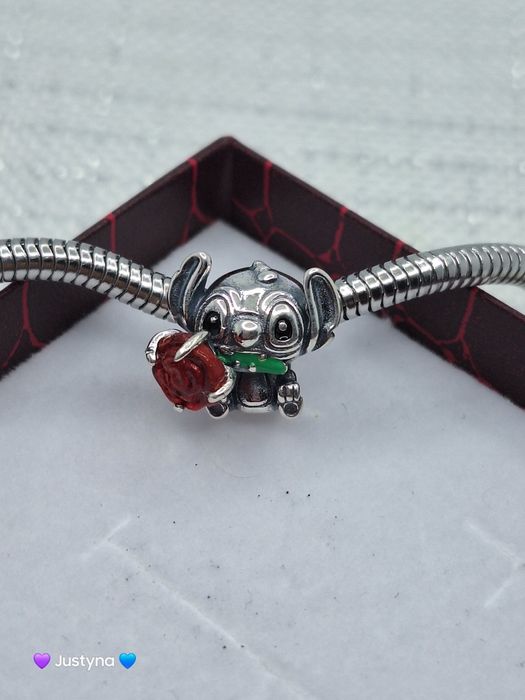 Nowy charms stitch z różą - srebro 925