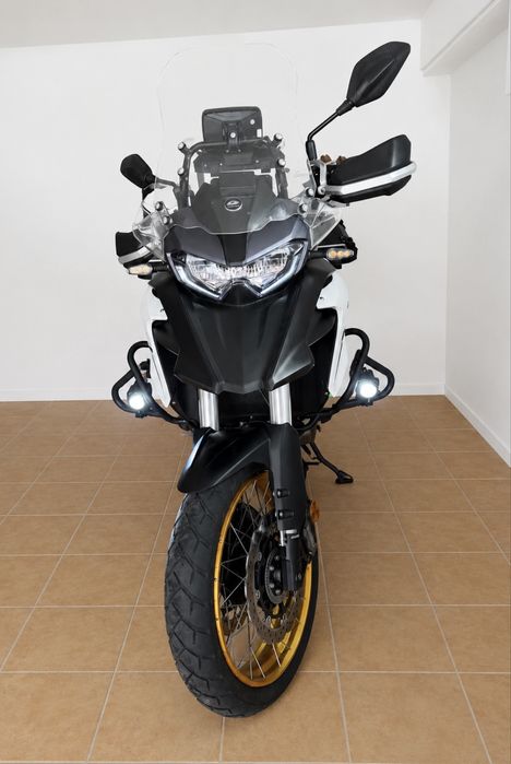 Qj motor SRT 700 X