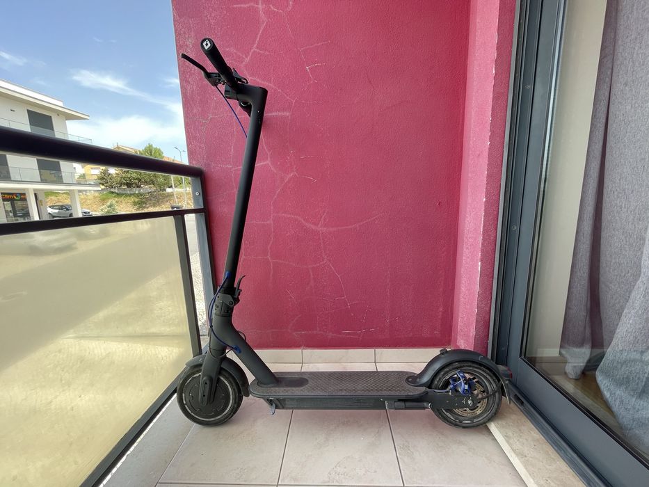 Xiaomi Mi Electric Scooter 3 – Bom Estado de Funcionamento
