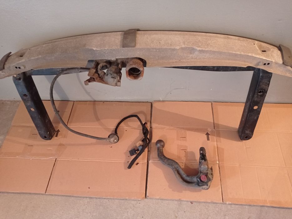 Hak holowniczy Westfalia audi A6 C5 kombi.