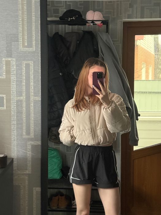 Укорочена куртка boohoo