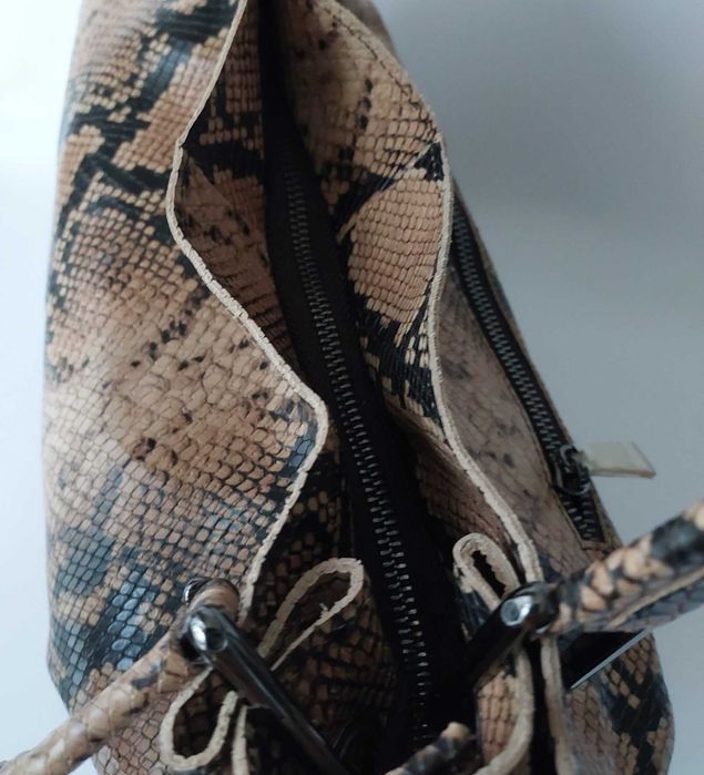 Сумка жіноча з натуральної шкіри з двома ручками бежева, коричнева