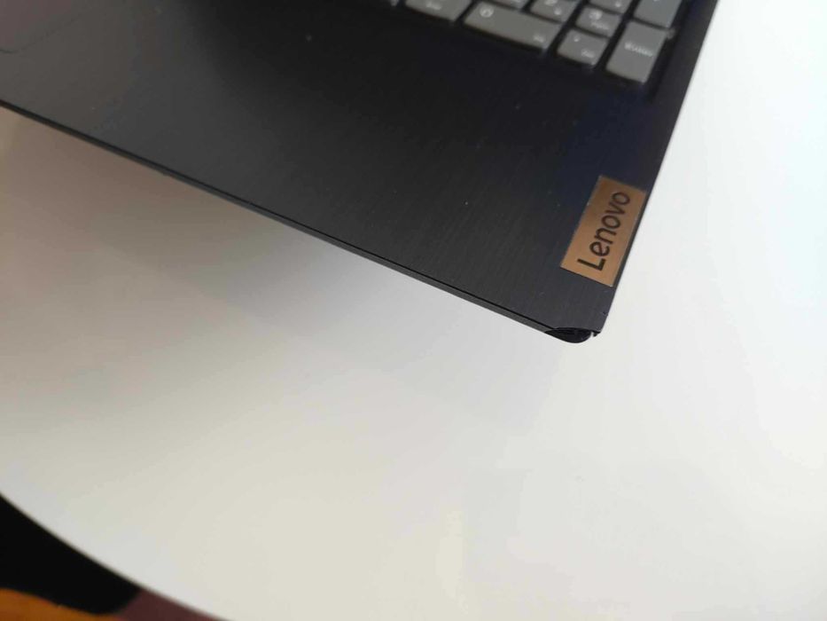 Lenovo Ideapad 3