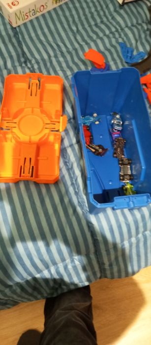 Varios briquedos em muito bom estado