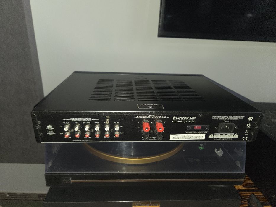 Cambridge Audio Topaz AM 10