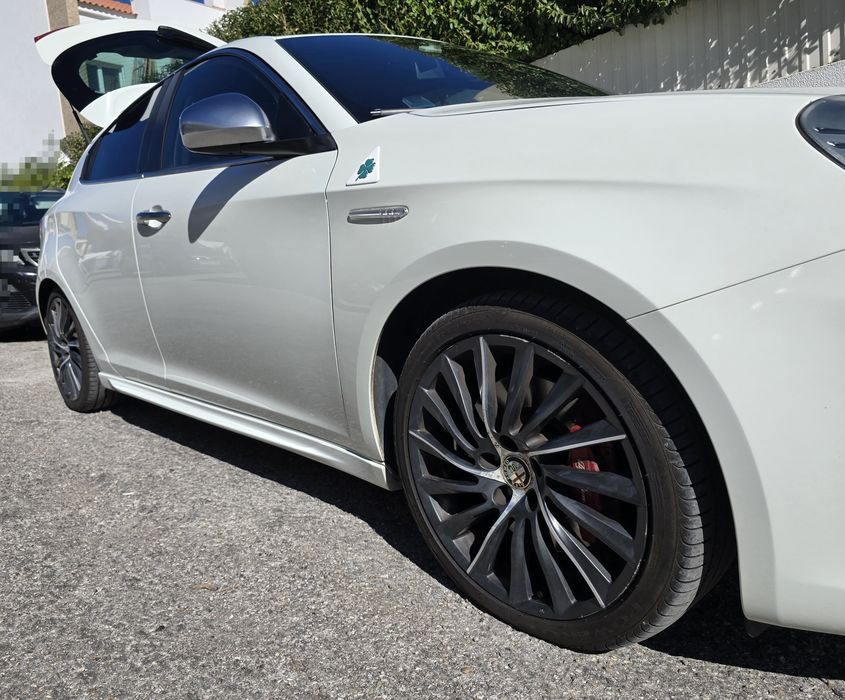 Alfa Romeo Guilietta Quadrifolio