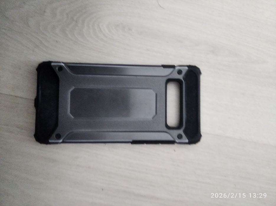 Продам чехол до смартфона.