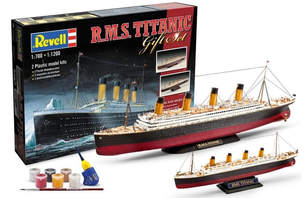 Zestaw upominkowy 2 modele RMS Titanic Revell oprawa: pudełko