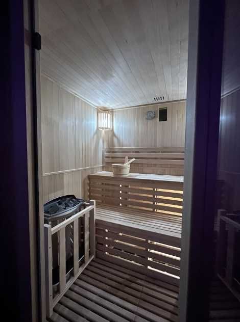 SAUNA & JACUZZI w Prywatnym Apartamencie w Centrum Miasta, parking