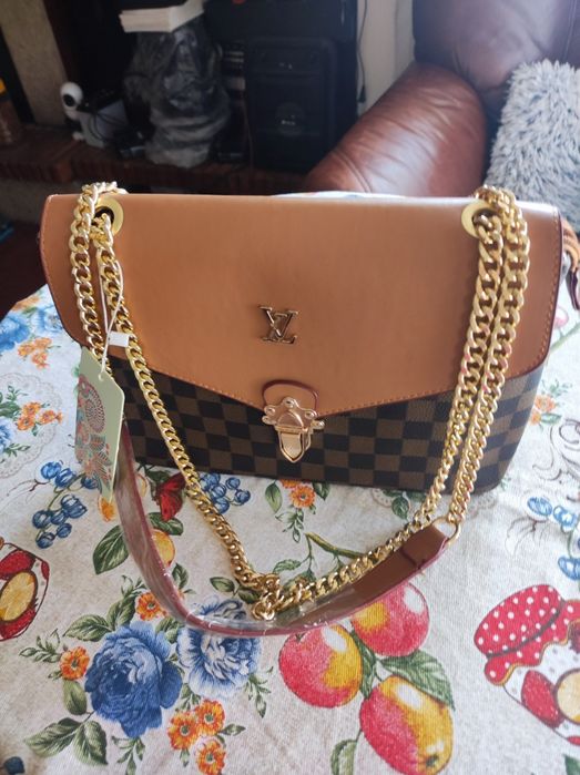 Mala castanha com alsa