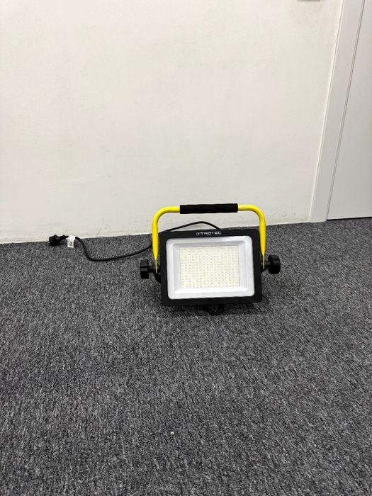 Світлодіодний будівельний прожектор Trotec (на запчастини або для ремо