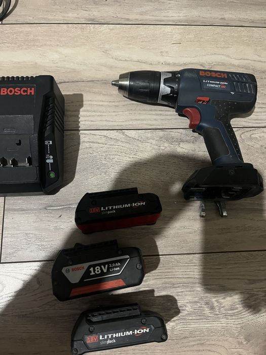 Шуруповерт BOSCH 18v
