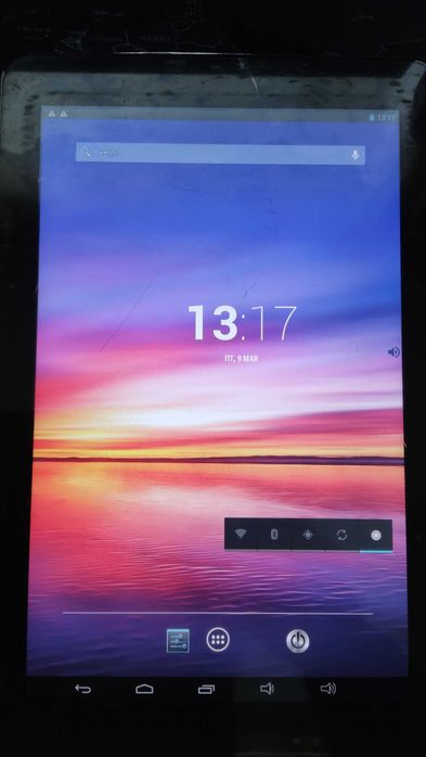 Два робочих планшета CUBE U30GT-2