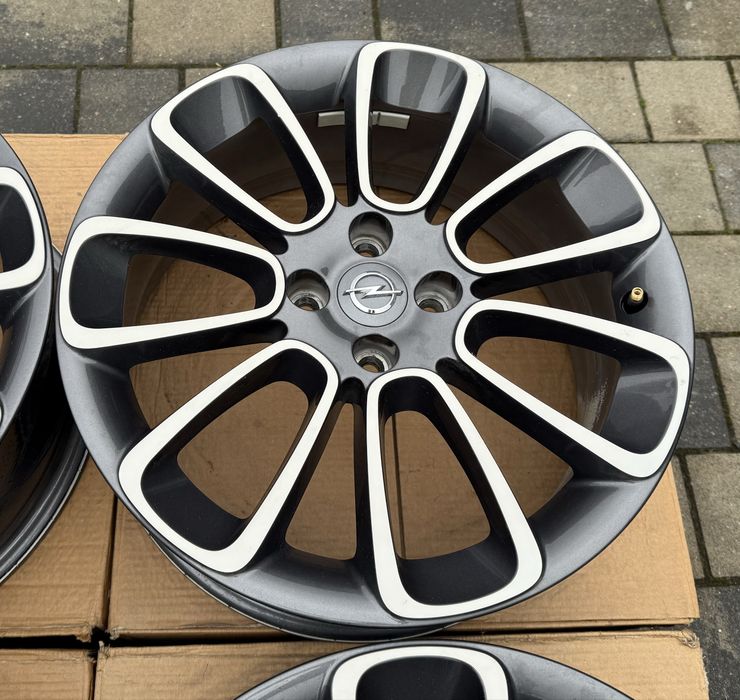Oryginalne felgi Opel Adam Corsa Meriva 4x100 17" 7J ET44