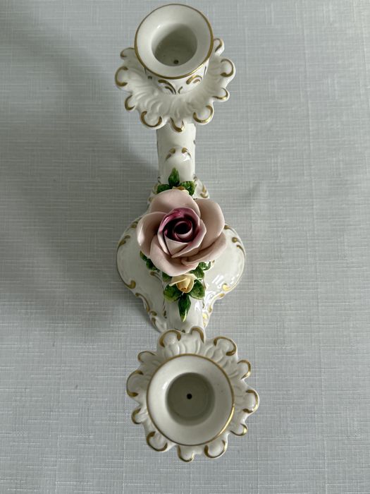 Porcelanowy  świecznik Volkstedt Kammer