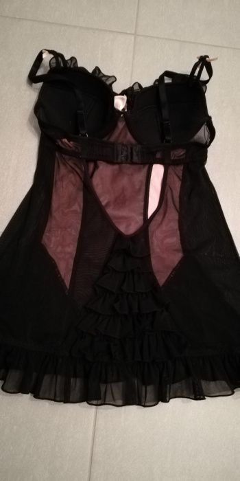 Czarna Koszulka 36/38