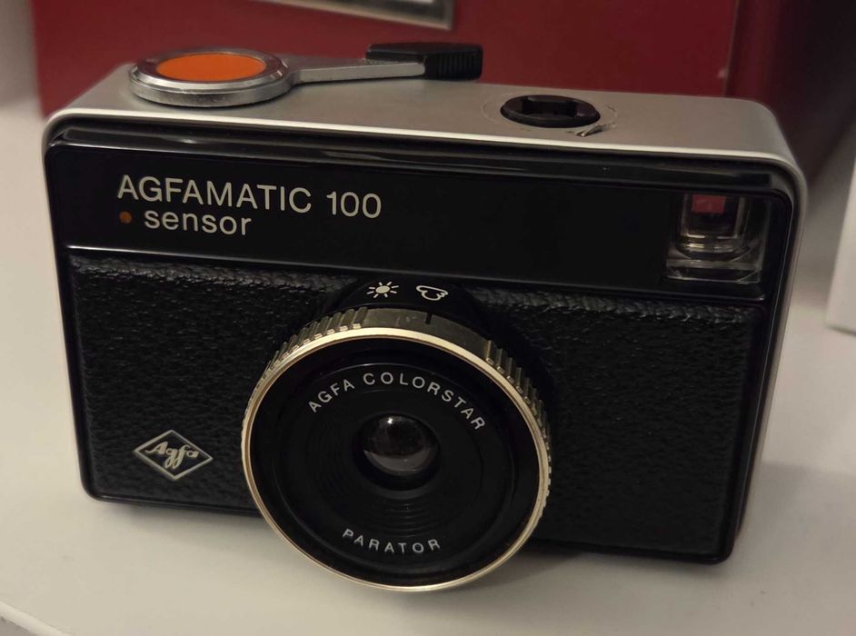Máquina fotográfica vintage Agfa Agfamatic 100 Sensor