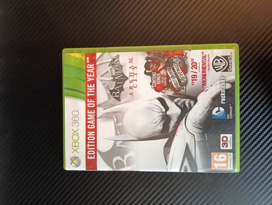 Xbox 360 slim + kompletne okablowanie + 1 pad