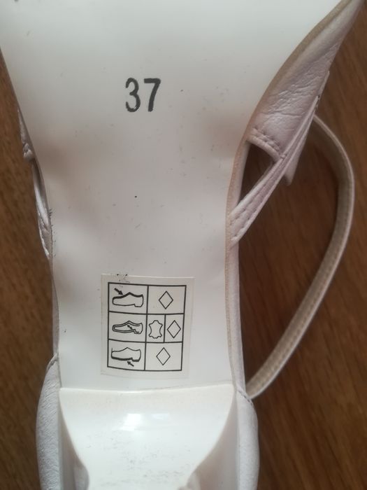 Bardzo wygodne ,skórzane buty ślubne