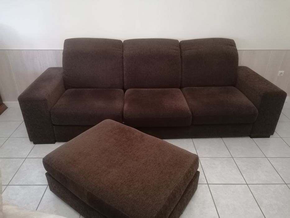 Sofá com chaise longue