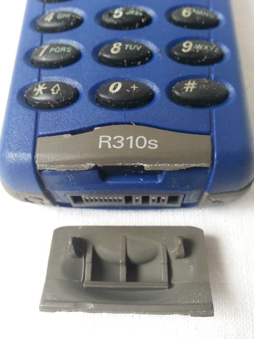 Telefon komórkowy Ericsson R310s