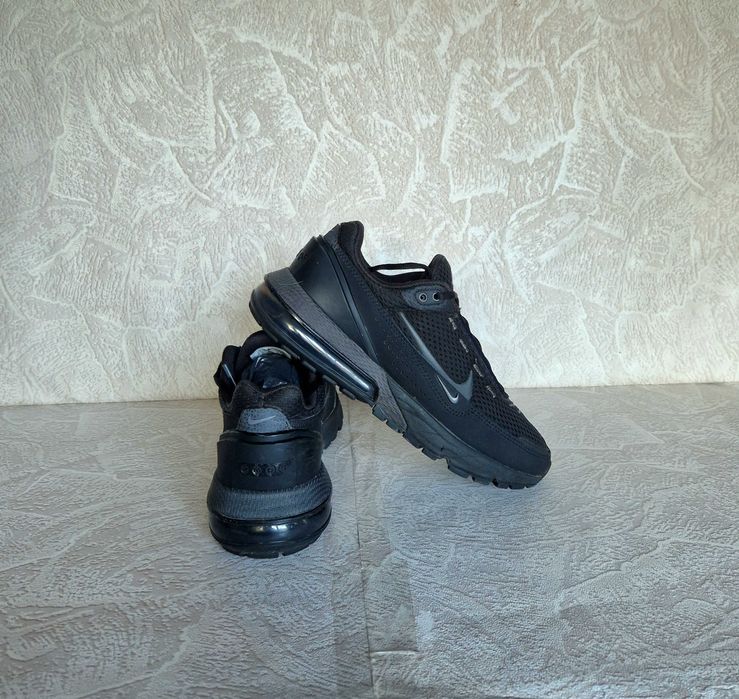 Кроссовки (Nike Air Max Pulse) размер 37-38