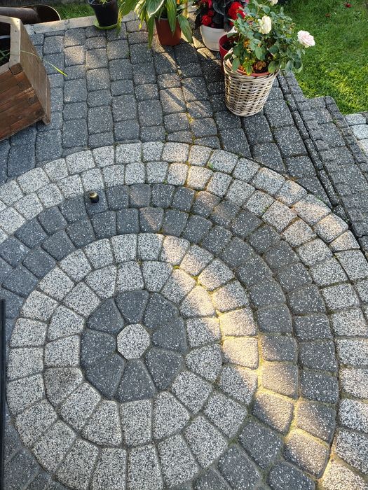 Sprzedam kostkę brukową