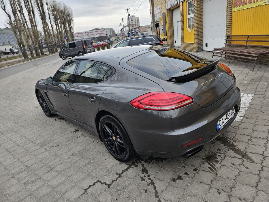 Porsche Panamera 2014 3.0 diesel 300 hp рестайл
