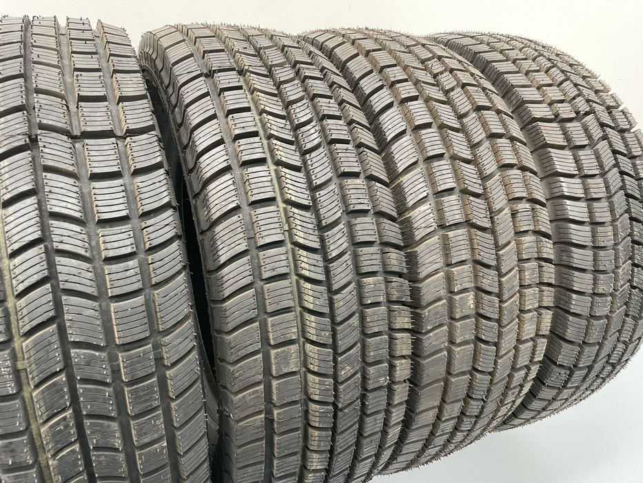 4 pneus 215/65 R15 4x4