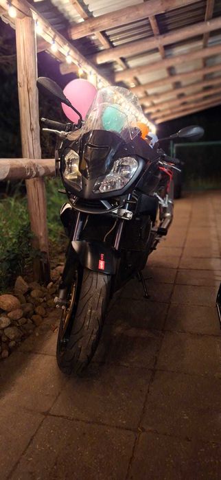 Aprilia RSV 1000 Tuono