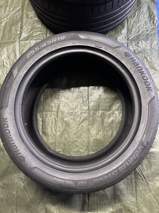 Opony letnie 255/45/19 Hankook