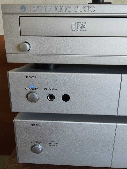 Rotel RB-03 + RC-03, Cambridge Audio D500SE