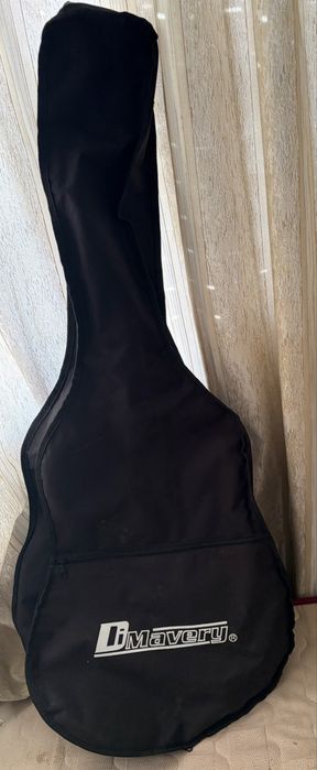 Guitarra Acústica Dimavery