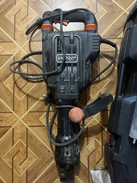 Відбійний молоток Оренда, Отбойный молоток, Отбойник