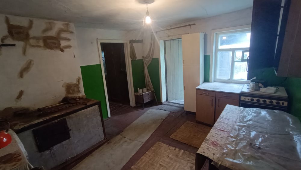 Будинок 102 м², 15 соток, 4 кімнати, 3 гаражі, с. Малинівка, Чугуїв