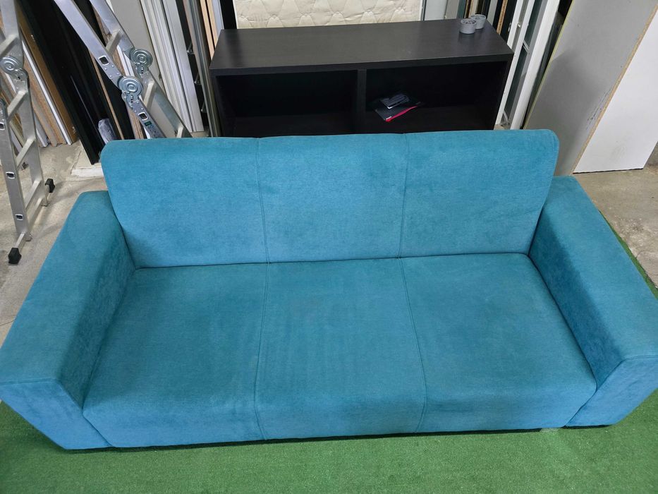 Sofá azul turquesa como novo entrega gratuita