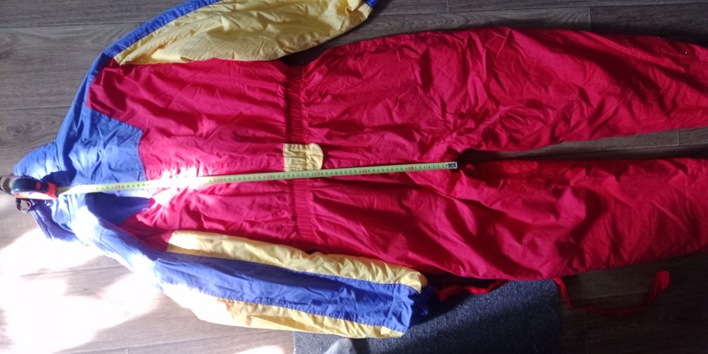 Комбинезон лыжный