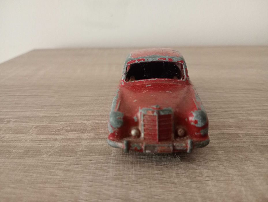 Miniatura 1/43 Mercedes 220