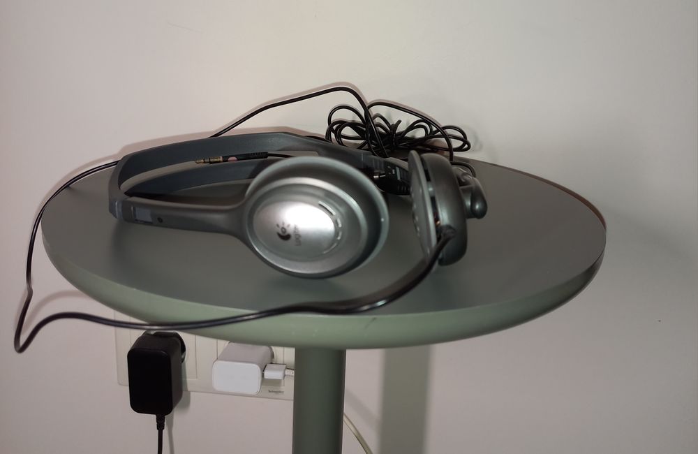 ПК / монитор / вебкамера / клавиатура / колонки / наушники