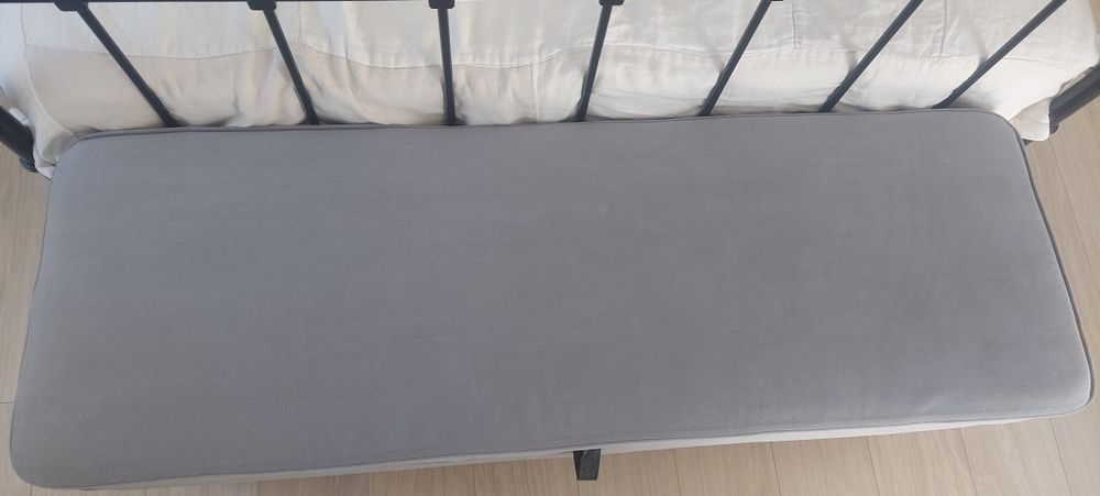 Ikea Stocksund ława pufa tapicerowana ze schowkiem