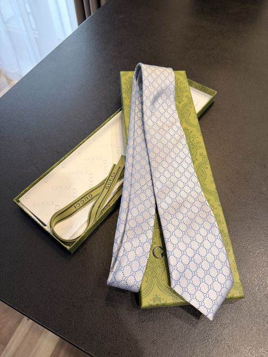 Krawat Gucci jasnoniebieskie