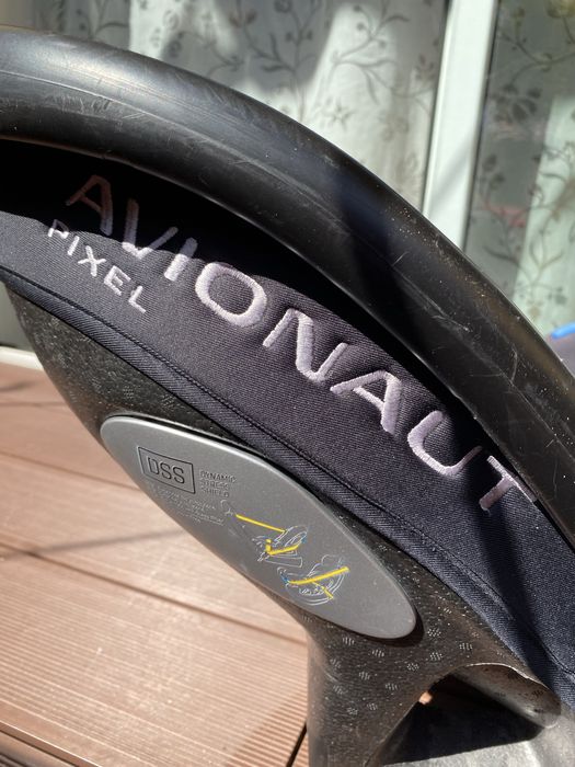 Fotelik samochodowy 0-18 kg kołyska łupina avionaut pixel