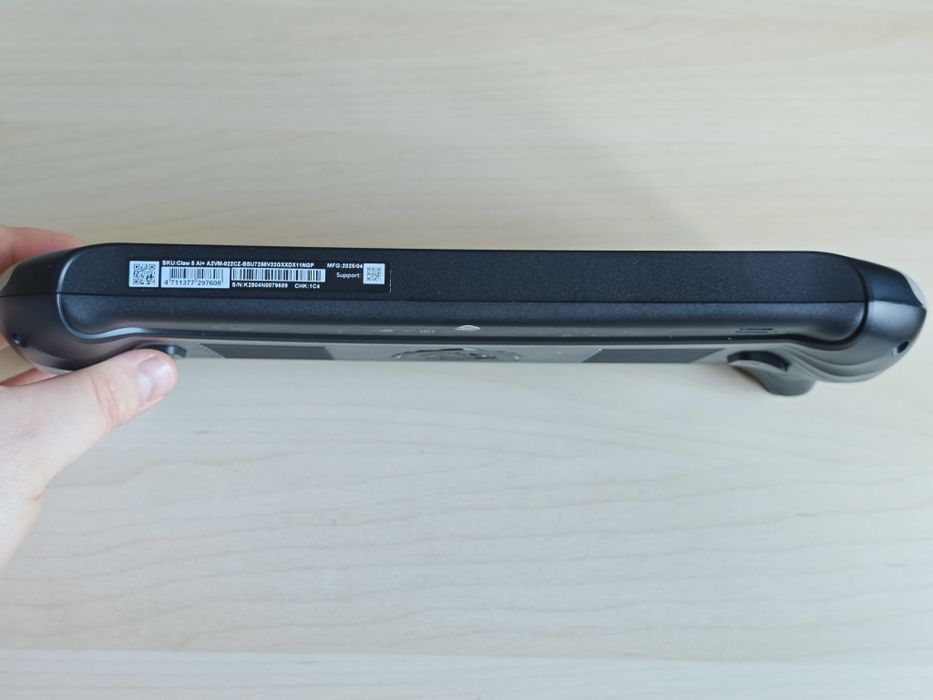 MSI Claw 8 AI+ A2VM 1TB + case Jsaux