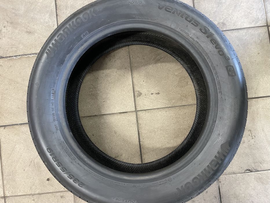 Opona 235/55/19 HANKOOK 2 szt.